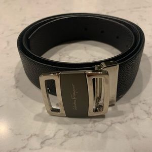 Salvatore ferragamo leather buckle belt